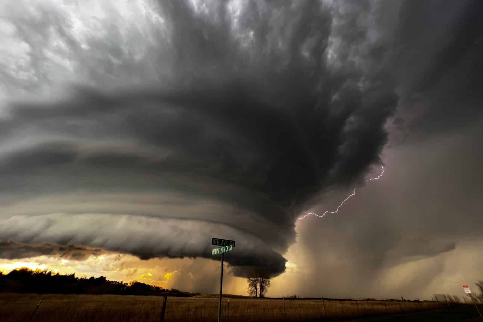 Science Pub: Tornado Tech image
